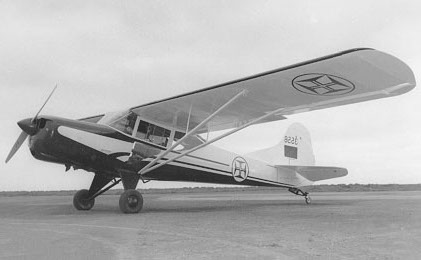 Auster - avião utilizado para reconhecimenot e lançar granadas sobre as populações