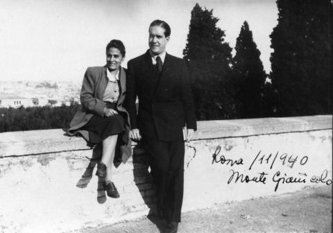 Maria e Manuel Valadares em Roma, na colina de Janículo (novembro de 1940)